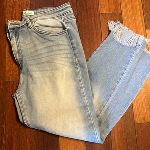 Kancan  Light Blue Cropped Jeans